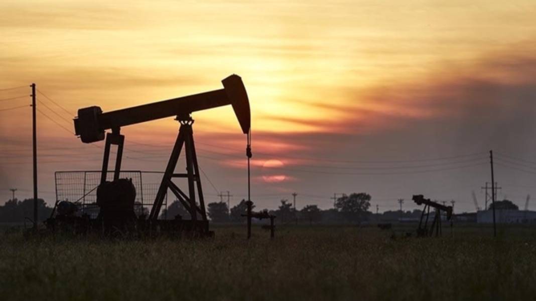 Araç sahipleri dikkat! Bu gece yarısı akaryakıt fiyatlarına indirim geliyor: 25 Temmuz 2022 güncel akaryakıt fiyatları 2